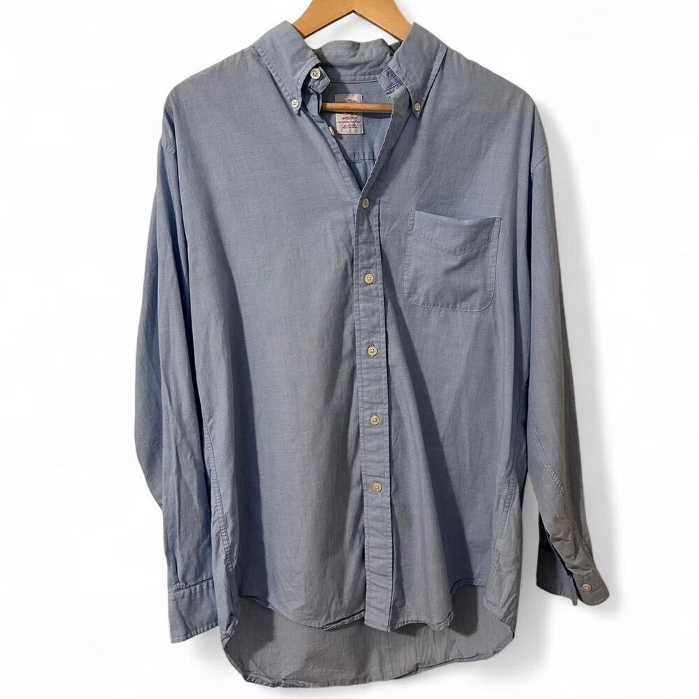 Brooks Brothers Blue ‘Madison ‘  mens button-down shirt size medium